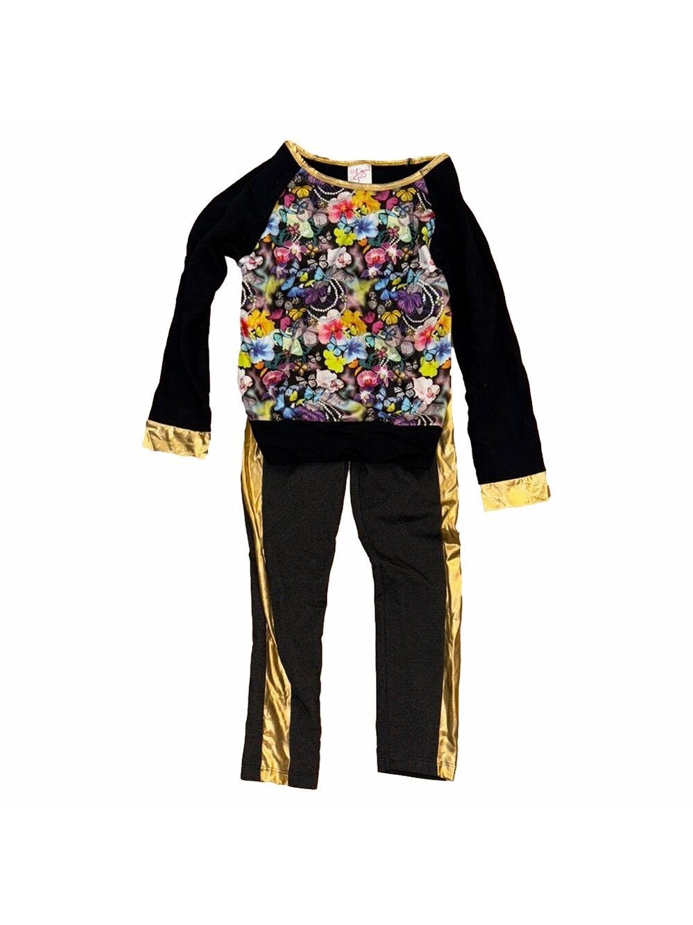 Black and Gold Outfit with Metallic Accents. Floral Comfy